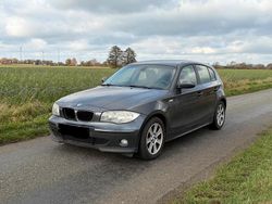 Grau Gebraucht 2005 BMW 118 Kleinwagen | 1.899 € (Superpreis)