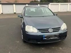 Blau Gebraucht 2007 VW Golf V Limousine | 4.000 € (Etwas zu teuer)