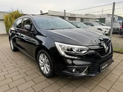 Schwarz Gebraucht 2019 Renault Mégane IV LIMITED Limousine | 15.850 € (Etwas zu teuer)