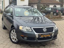 Grau Gebraucht 2009 VW Passat Trendline Kombi | 9.990 €