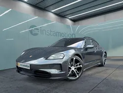 Grau Gebraucht 2024 Porsche Taycan Limousine | 103.499 €