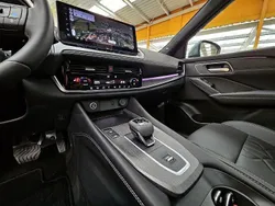 Grau Neu 2025 Nissan Qashqai Tekna SUV | 35.849 € (Etwas zu teuer)