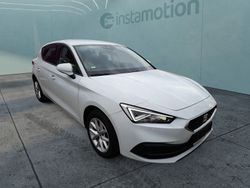 Weiß Gebraucht 2020 Seat Leon Style Limousine | 17.888 € (Fairer Preis)