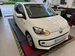 Weiß Gebraucht 2014 VW up! move up! Kleinwagen | 7.400 € (Fairer Preis)