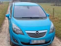 Blau Gebraucht 2010 Opel Meriva Van / Kleinbus | 1.700 € (Superpreis)