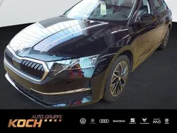 Schwarzmagic perleffekt Gebraucht 2024 Skoda Octavia Selection Kombi | 34.930 € (Fairer Preis)