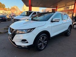 Weiß Gebraucht 2021 Nissan Qashqai Zama SUV | 17.999 € (Fairer Preis)
