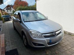 Silber Gebraucht 2009 Opel Astra Edition Kombi | 1.800 € (Fairer Preis)