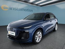Blau Gebraucht 2024 Audi Q6 e-tron S-Line SUV | 74.699 € (Teuer)