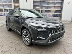 Black mica metallic 209 Neu 2026 Toyota Corolla Cross Style SUV | 33.790 € (Etwas zu teuer)