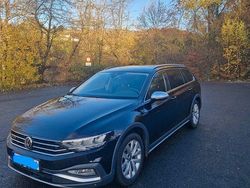 Schwarz Gebraucht 2019 VW Passat Alltrack Kombi | 22.999 € (Fairer Preis)