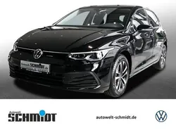 Deep black Gebraucht 2021 VW Golf VIII Life Kleinwagen | 20.622 € (Guter Preis)
