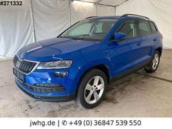 Blau Gebraucht 2020 Skoda Karoq Ambition SUV | 18.350 € (Guter Preis)