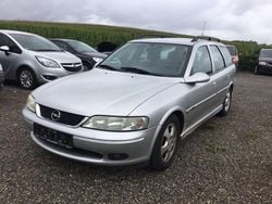 Grau Gebraucht 1999 Opel Vectra Sport Kombi | 1.350 € (Superpreis)