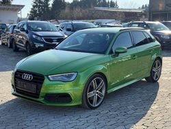 Grün Gebraucht 2015 Audi A3 S-Line Limousine | 10.900 € (Fairer Preis)