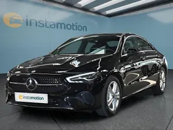 Schwarz Gebraucht 2024 Mercedes CLA180 Limousine | 33.899 € (Fairer Preis)
