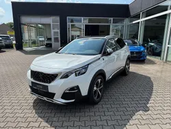 Weiß Gebraucht 2019 Peugeot 3008 Crossway SUV | 17.990 € (Fairer Preis)