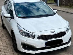 Weiß Gebraucht 2015 Kia Ceed Sportswagon Spirit Kombi | 9.500 € (Etwas zu teuer)