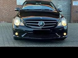 Schwarz Gebraucht 2008 Mercedes R320 Van / Kleinbus | 5.600 € (Fairer Preis)