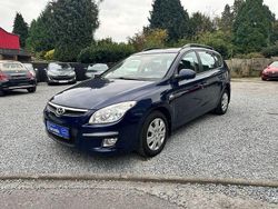 Blau Gebraucht 2009 Hyundai i30 Style Kombi | 3.650 € (Etwas zu teuer)