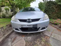 Silber Gebraucht 2005 Mazda 5 Van / Kleinbus | 1.990 €