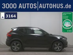 Schwarz Gebraucht 2020 Volvo XC40 R-Design SUV | 27.980 € (Guter Preis)