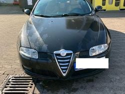 Schwarz Gebraucht 2004 Alfa Romeo GT Distinctive Coupé | 3.300 € (Fairer Preis)