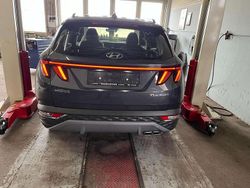 Grau Gebraucht 2023 Hyundai Tucson SUV | 26.700 € (Fairer Preis)