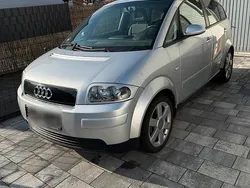 Silber Gebraucht 2000 Audi A2 Kleinwagen | 1.950 € (Fairer Preis)