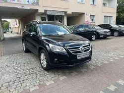 Schwarz perleffekt Gebraucht 2011 VW Tiguan Team SUV | 7.900 € (Guter Preis)