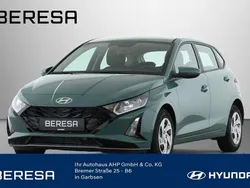 Grün Neu 2025 Hyundai i20 Select Limousine | 17.980 € (Superpreis)