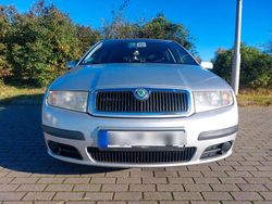 Silber Gebraucht 2005 Skoda Fabia Kombi | 800 € (Guter Preis)