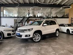 Weiß Gebraucht 2013 VW Tiguan Life SUV | 10.799 € (Guter Preis)