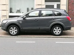 Grau Gebraucht 2010 Chevrolet Captiva SUV | 6.500 € (Teuer)
