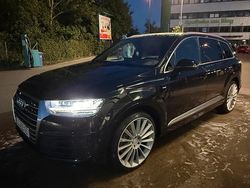 Schwarz Gebraucht 2015 Audi Q7 Ambiente SUV | 20.500 € (Superpreis)