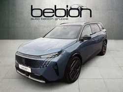 Blau Gebraucht 2025 Peugeot 5008 GT Van / Kleinbus | 55.300 € (Etwas zu teuer)