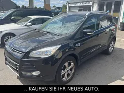 Schwarz Gebraucht 2016 Ford Kuga SYNC Edition SUV | 9.990 € (Guter Preis)