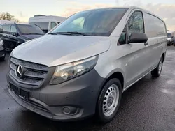 Brillantsilber metallic Gebraucht 2019 Mercedes Vito Van / Kleinbus | 16.990 € (Superpreis)