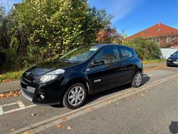 Schwarz Gebraucht 2012 Renault Clio III Kleinwagen | 3.550 €