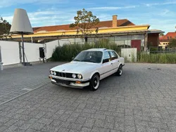 Weiß Gebraucht 1986 BMW 316 Limousine | 14.000 €