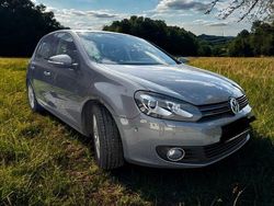 Grau Gebraucht 2010 VW Golf VI Comfortline Limousine | 3.999 € (Superpreis)