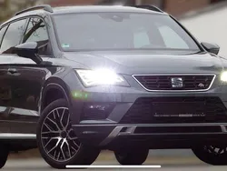 Grau Gebraucht 2019 Seat Ateca FR SUV | 19.999 € (Fairer Preis)