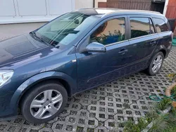 Grau Gebraucht 2008 Opel Astra Kombi | 900 € (Guter Preis)