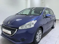 Bleu virtuel Gebraucht 2014 Peugeot 208 Active Kleinwagen | 3.880 € (Guter Preis)