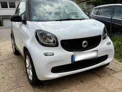 Weiß Gebraucht 2015 Smart ForTwo Coupé Passion Kleinwagen | 7.650 € (Fairer Preis)