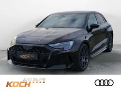 Mythosschwarz metallic Gebraucht 2025 Audi RS3 Sportback Ambiente Kleinwagen | 67.990 €