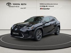 Gebraucht 2025 Lexus UX 300h Sport Design Packet SUV | 41.910 € (Etwas zu teuer)