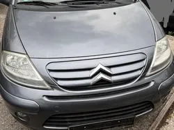 Grau Gebraucht 2008 Citroën C3 Kleinwagen | 450 € (Superpreis)