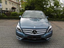 Blau Gebraucht 2012 Mercedes B180 Van / Kleinbus | 5.500 €