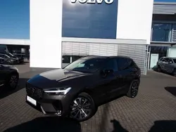 Grau Gebraucht 2024 Volvo XC60 Plus SUV | 43.900 € (Guter Preis)